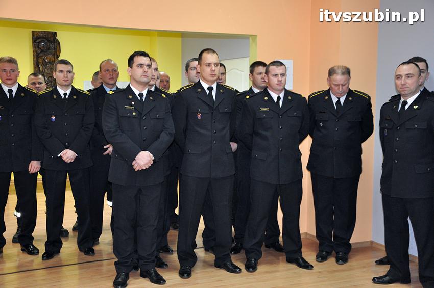 Tragiczny wypadek w Szkocji k. Szubina - dwie osoby nie żyją, trzecia walczy o życie.