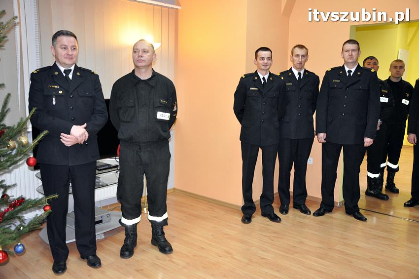 Tragiczny wypadek w Szkocji k. Szubina - dwie osoby nie żyją, trzecia walczy o życie.