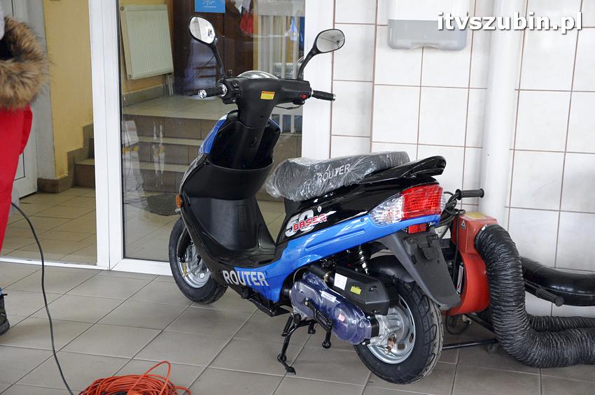 Uszkodzenie linii gazowej na osiedlu leśnym w Szubinie. Ewakuacja części mieszkańców.