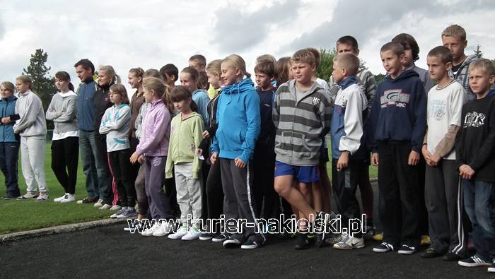 XVIII edycja czwartków lekkoatletycznych w Szubinie rozpoczęta.