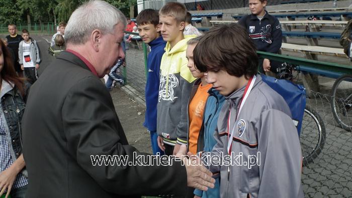 XVIII edycja czwartków lekkoatletycznych w Szubinie rozpoczęta.