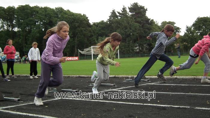 XVIII edycja czwartków lekkoatletycznych w Szubinie rozpoczęta.