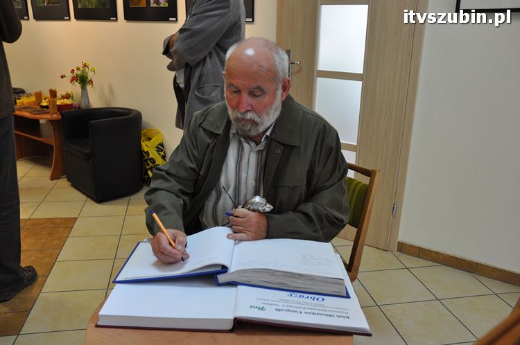 Obrazy Niewidzialnego - wystawa Grupy Flesz