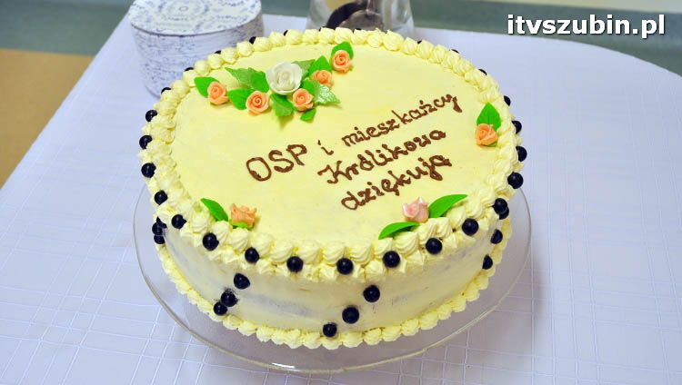 Szkoła w Królikowie ma salę gimnastyczną.