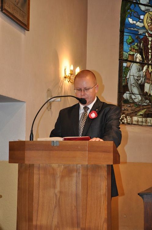 Poświęcenie mogił powstańczych na cmentarzu w Samoklęskach Dużych