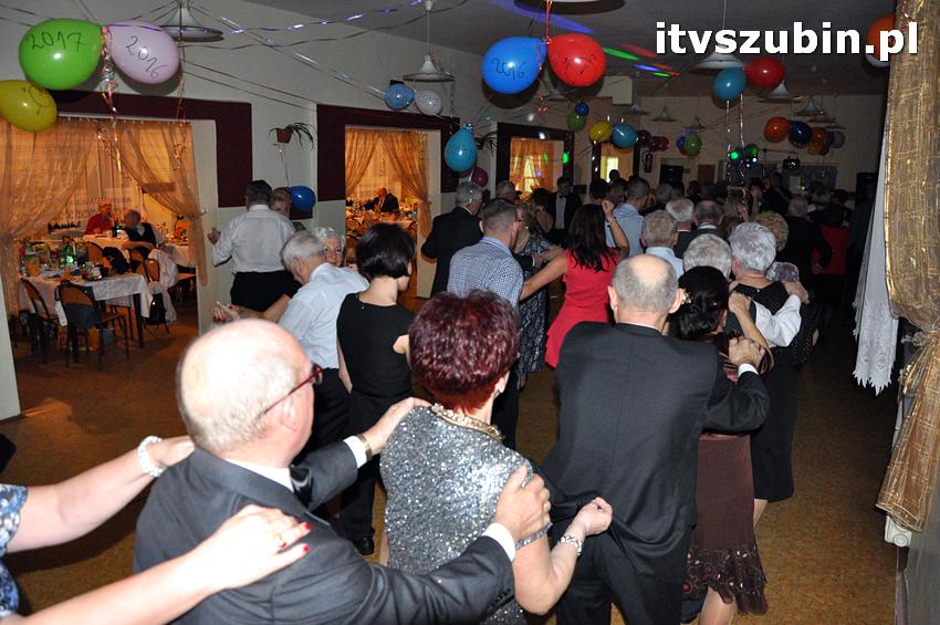 Uroczystość odsłonięcia tablicy pamiątkowej na cmentarzu żydowskim