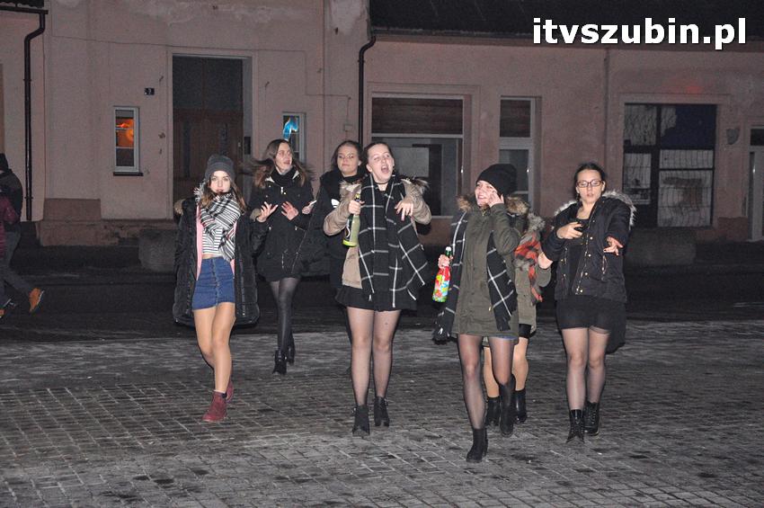 Uroczystość odsłonięcia tablicy pamiątkowej na cmentarzu żydowskim