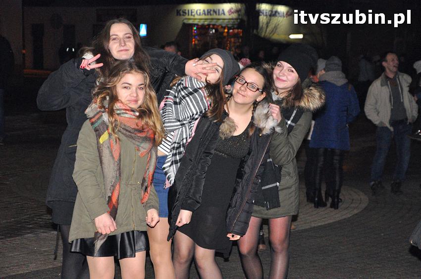 Uroczystość odsłonięcia tablicy pamiątkowej na cmentarzu żydowskim