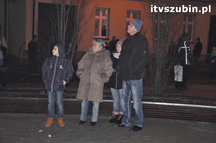 Uroczystość odsłonięcia tablicy pamiątkowej na cmentarzu żydowskim