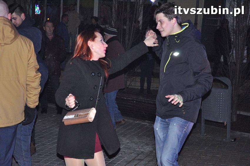 Uroczystość odsłonięcia tablicy pamiątkowej na cmentarzu żydowskim