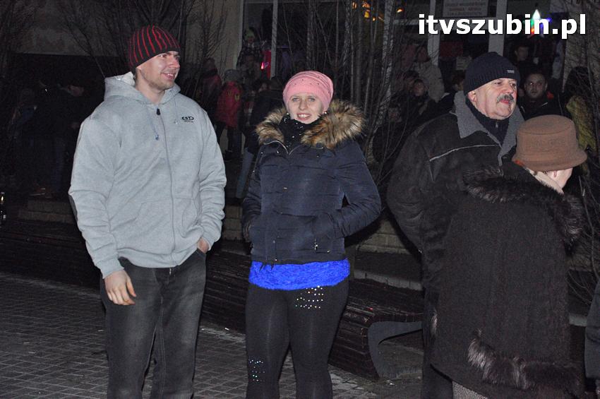 Uroczystość odsłonięcia tablicy pamiątkowej na cmentarzu żydowskim