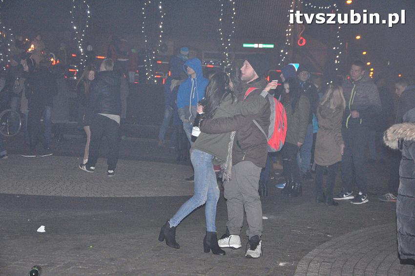 Uroczystość odsłonięcia tablicy pamiątkowej na cmentarzu żydowskim