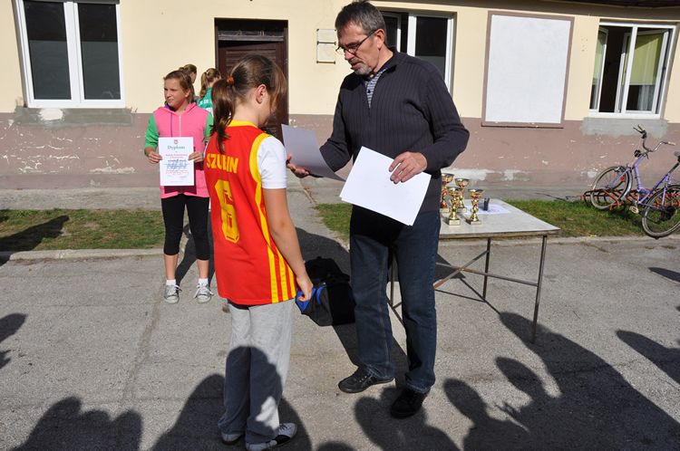 Mistrzostwa Gminy Szubin w Sztafetowych Biegach Przełajowych