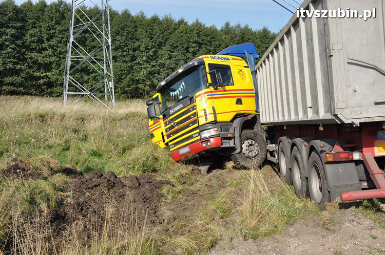 Zdarzenie drogowe w Szubin Wsi.