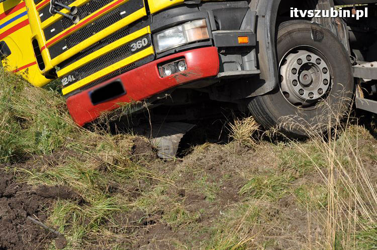 Zdarzenie drogowe w Szubin Wsi.