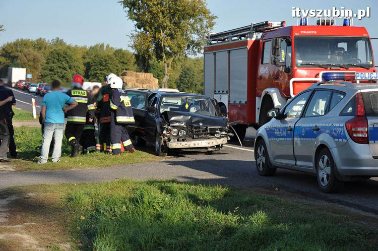 Kolizja drogowa trzech samochodów koło Zamościa.