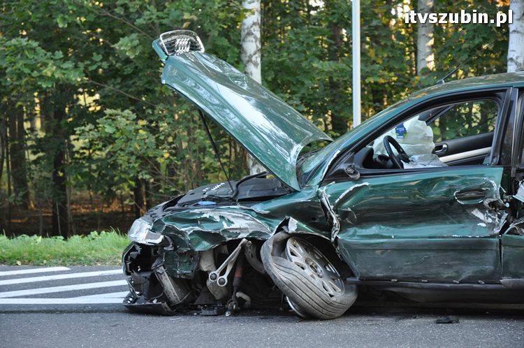 Kolizja drogowa trzech samochodów koło Zamościa.