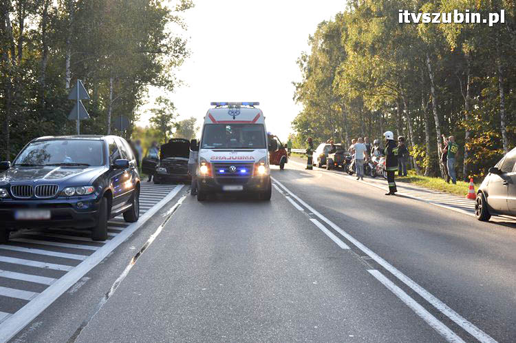 Kolizja drogowa trzech samochodów koło Zamościa.