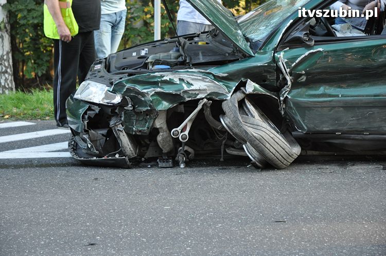 Kolizja drogowa trzech samochodów koło Zamościa.
