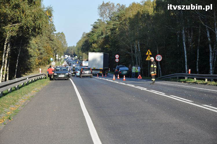 Kolizja drogowa trzech samochodów koło Zamościa.