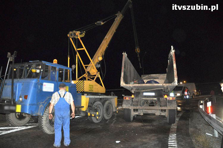 Zdarzenie drogowe na zjeździe z obwodnicy Szubina
