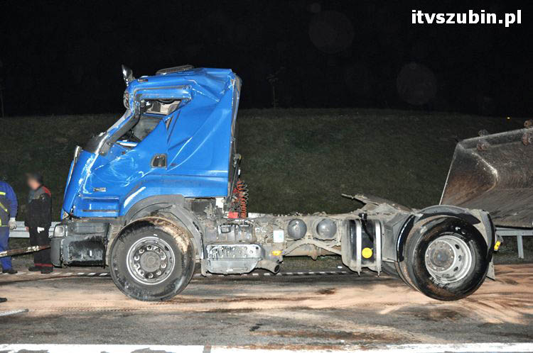 Zdarzenie drogowe na zjeździe z obwodnicy Szubina