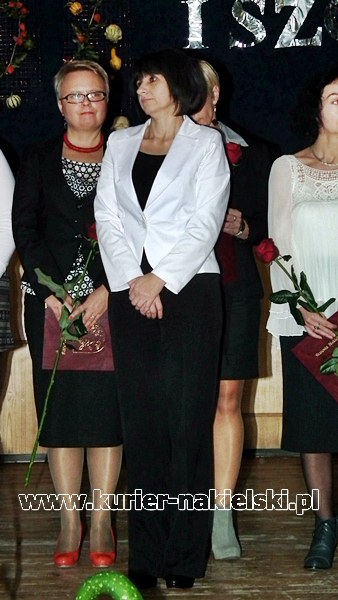 Powiatowe obchody Dnia Edukacji Narodowej w Samostrzelu.