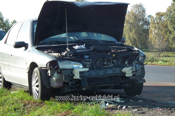 Kolizja na drodze wojewódzkiej nr 241 w okolicy Paterka.