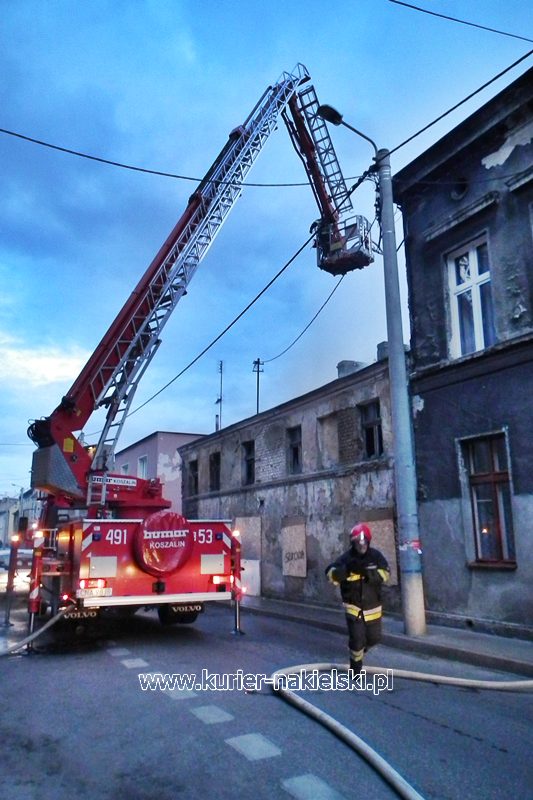 Pożar kamienicy w Nakle nad Notecią i balotów w Turze.