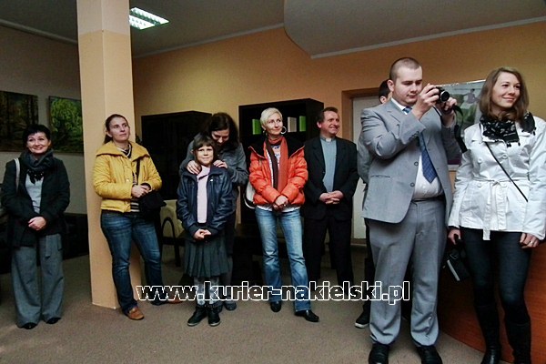 Malarstwo Hanny Zawadzkiej-Pleszyńskiej w Galerii Sztuki Pięknej Wnętrze w Potulicach.