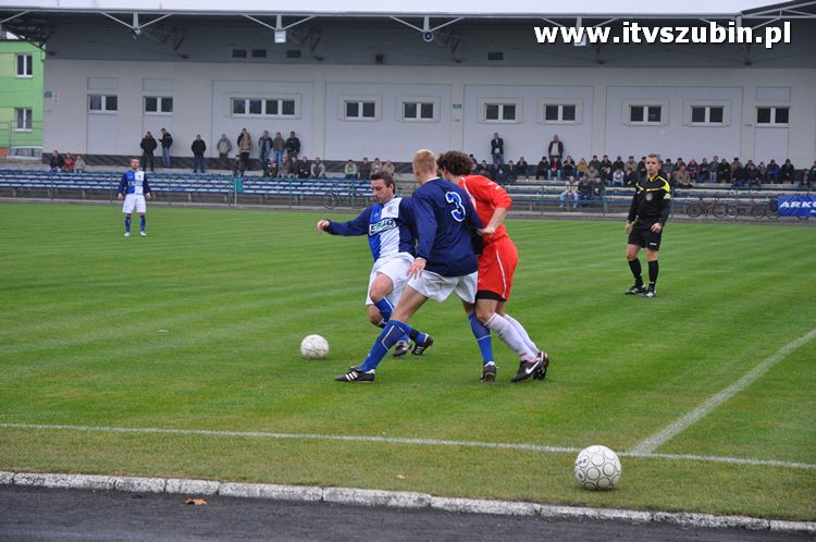 LKS Szubinianka Szubin - MKS Start Radziejów 2:1