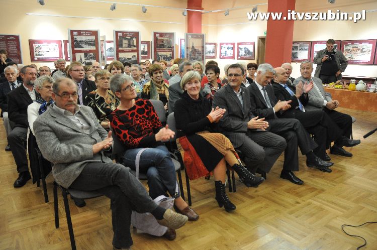 Duch i Czas nr 7 ? promocja książki wydanej przez Szubińskie Towarzystwo Kulturalne.