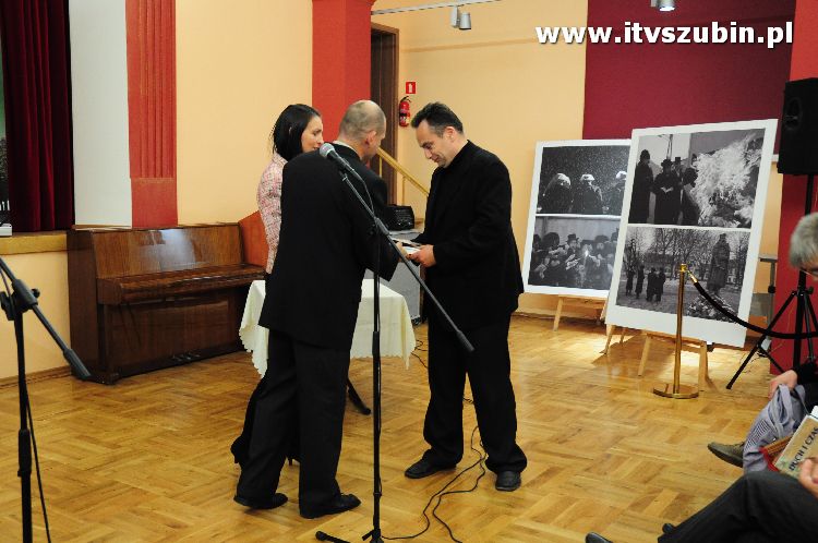 Duch i Czas nr 7 ? promocja książki wydanej przez Szubińskie Towarzystwo Kulturalne.