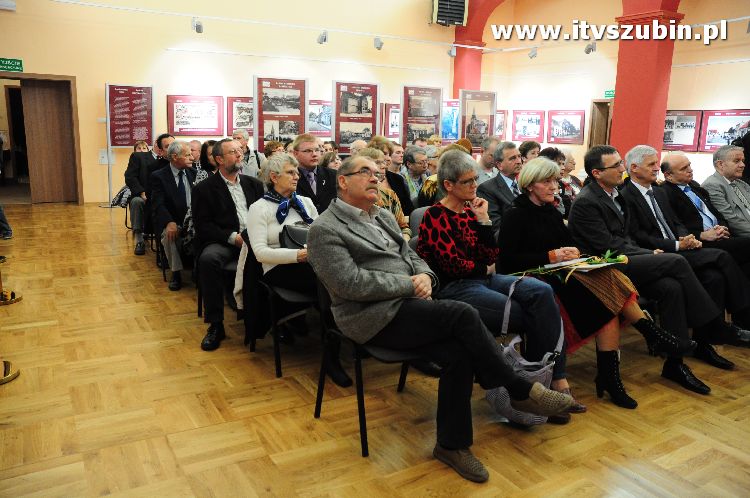 Duch i Czas nr 7 ? promocja książki wydanej przez Szubińskie Towarzystwo Kulturalne.