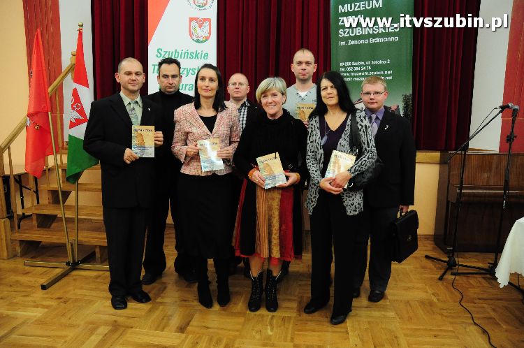 Duch i Czas nr 7 ? promocja książki wydanej przez Szubińskie Towarzystwo Kulturalne.