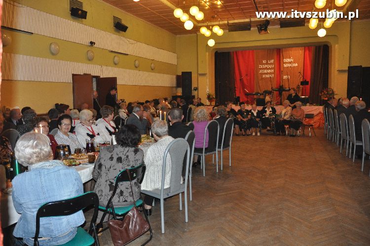 10 lat Zespołu Jesienny Kwiat w SDK