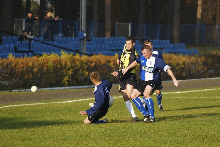 MLKS Noteć Łabiszyn - LKS Szubinianka Szubin 5:1