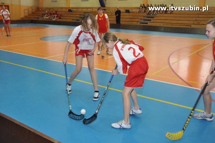 Mistrzostwa Gminy Szubin i Powiatu Nakielskiego w Unihokeju dziewcząt.