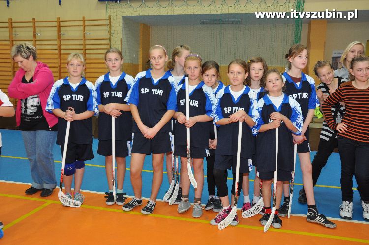 Mistrzostwa Gminy Szubin i Powiatu Nakielskiego w Unihokeju dziewcząt.