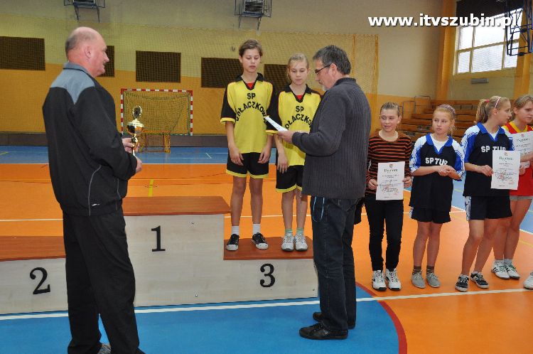 Mistrzostwa Gminy Szubin i Powiatu Nakielskiego w Unihokeju dziewcząt.