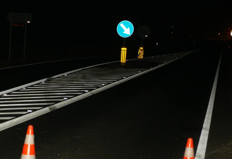 Dachowanie w Mycielewie, poszkodowanych odwieziono do szpitala.