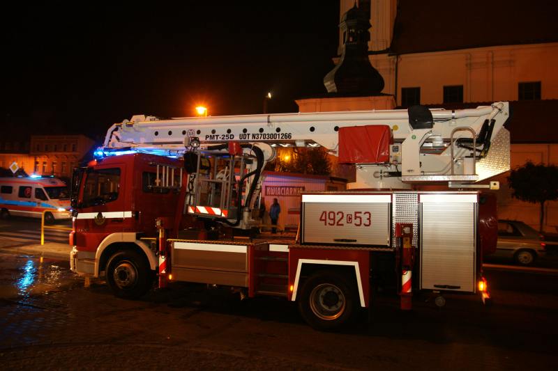 Pożar kamienicy na Rynku w Kcyni.