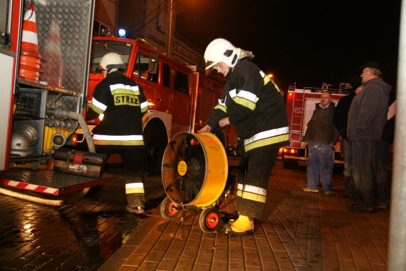 Pożar kamienicy na Rynku w Kcyni.