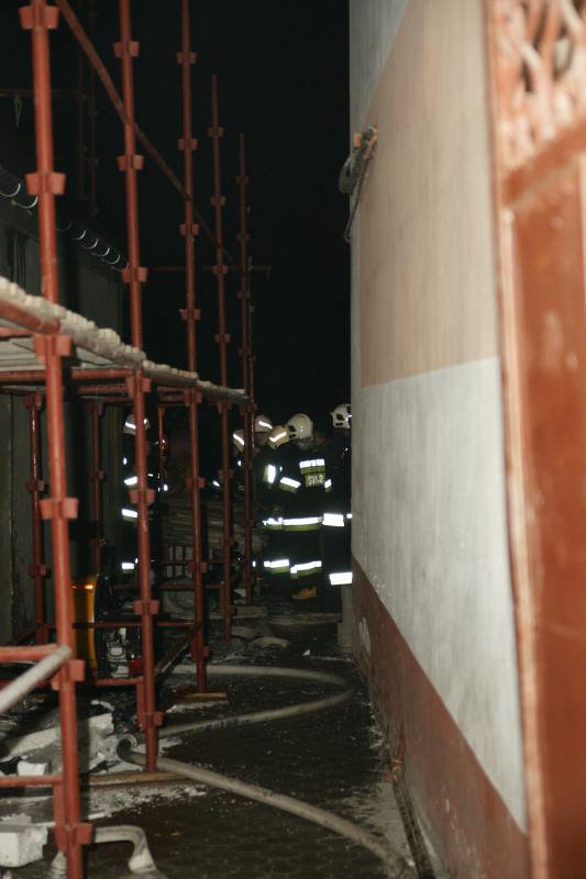 Pożar kamienicy na Rynku w Kcyni.