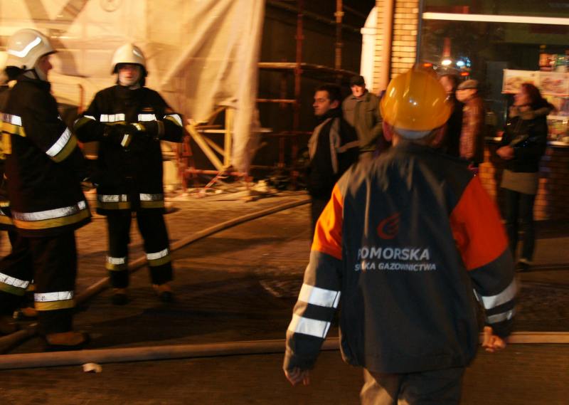 Pożar kamienicy na Rynku w Kcyni.