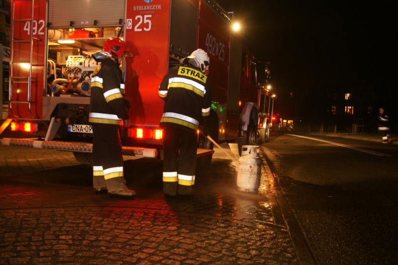 Pożar kamienicy na Rynku w Kcyni.
