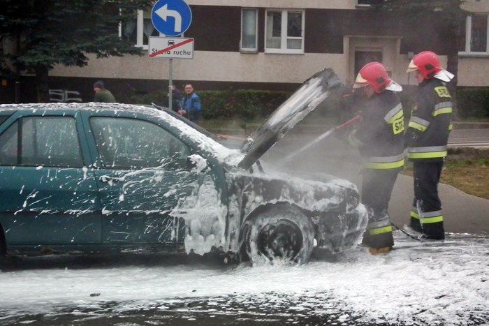 Pożar samochodu osobowego w Nakle nad Notecią