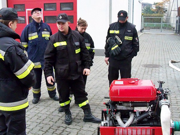 Egzamin kierowców-konserwatorów sprzętu ratowniczego OSP i strażaków-ratowników OSP.