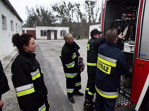 Egzamin kierowców-konserwatorów sprzętu ratowniczego OSP i strażaków-ratowników OSP.