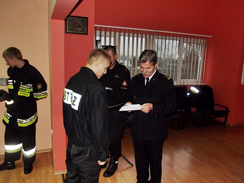 Egzamin kierowców-konserwatorów sprzętu ratowniczego OSP i strażaków-ratowników OSP.